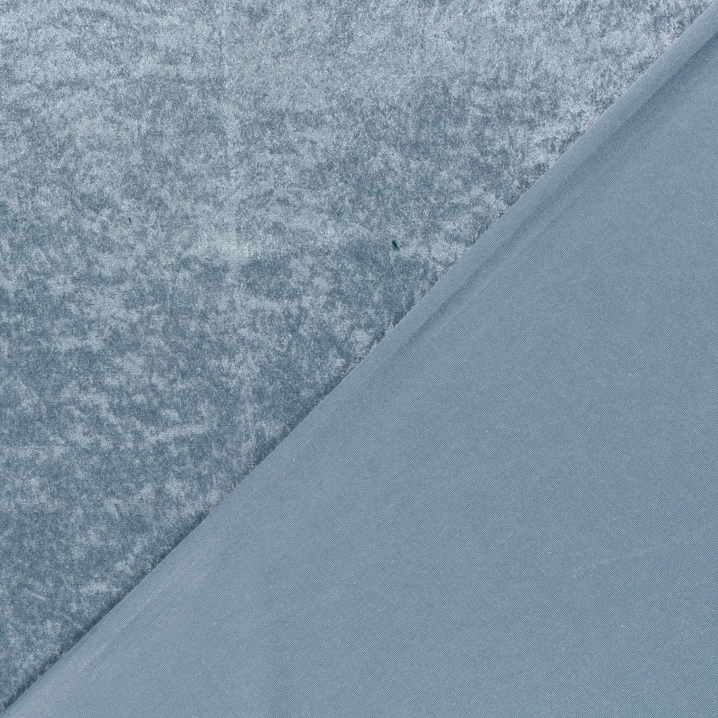 Velours de Panne ijsblauw