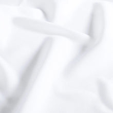 Weißer Crêpe-Georgette