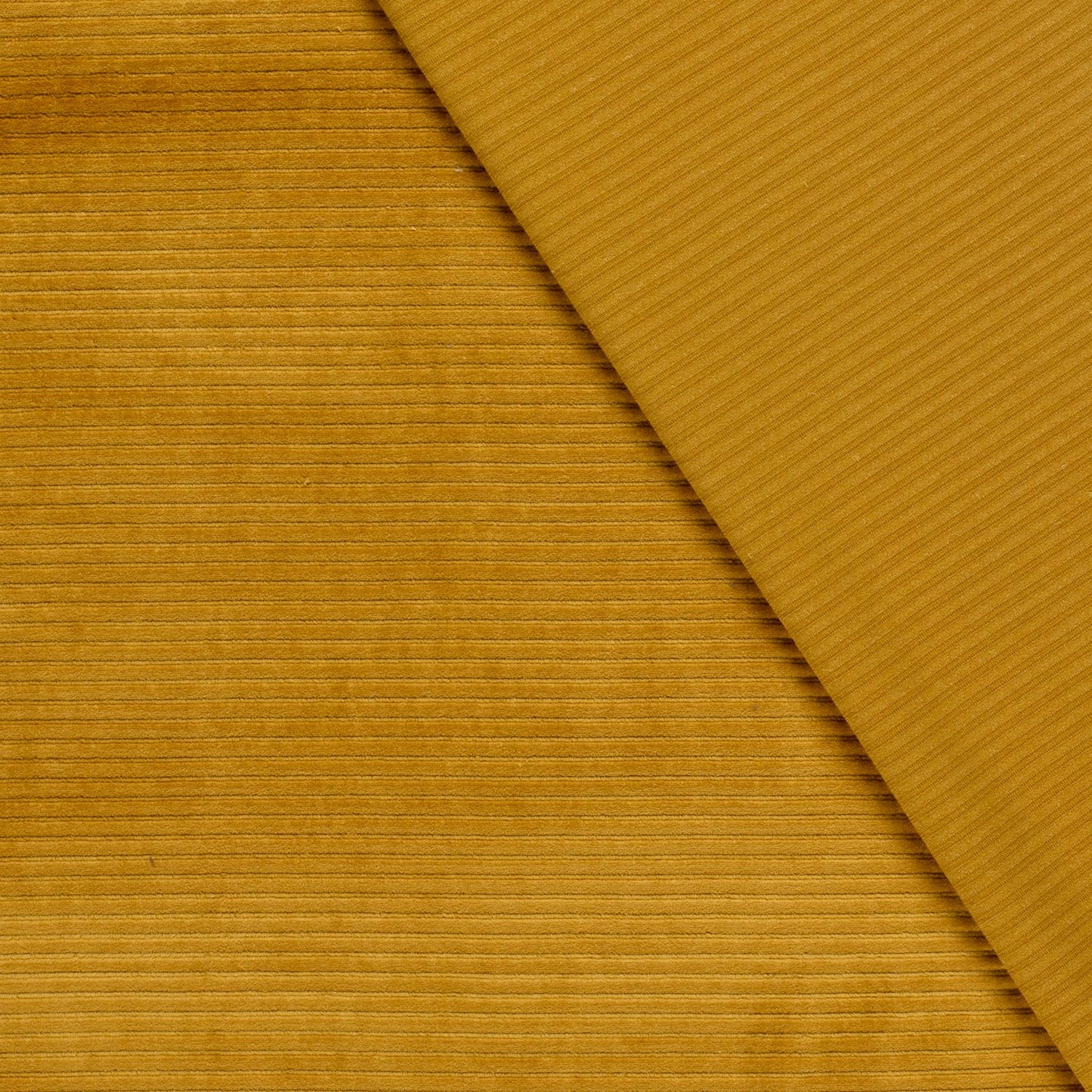 Nicky Velours big rib Okergeel