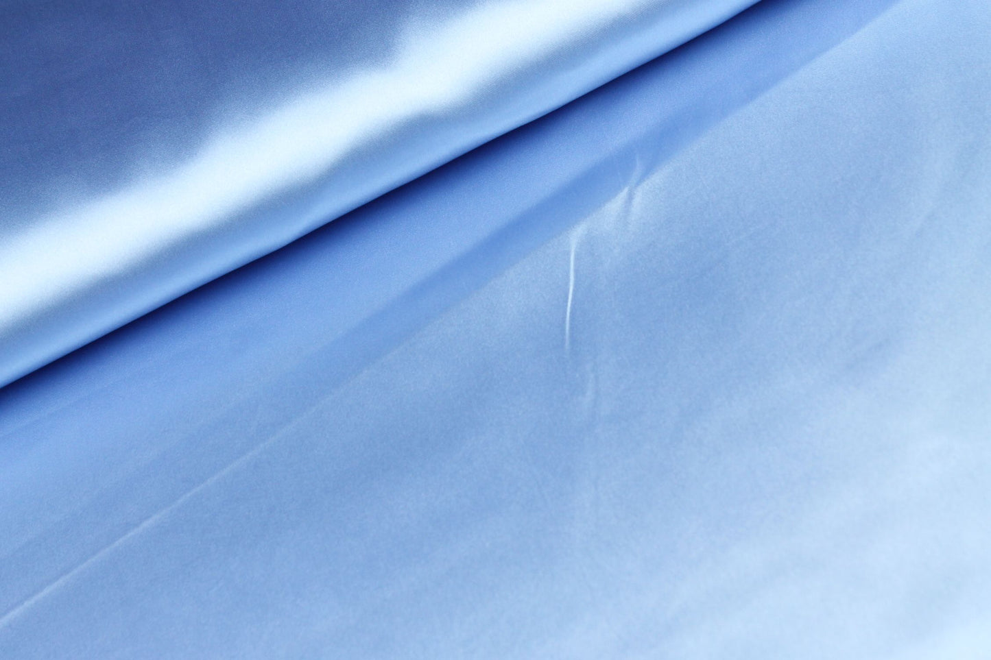 Satijn stof Lichtblauw