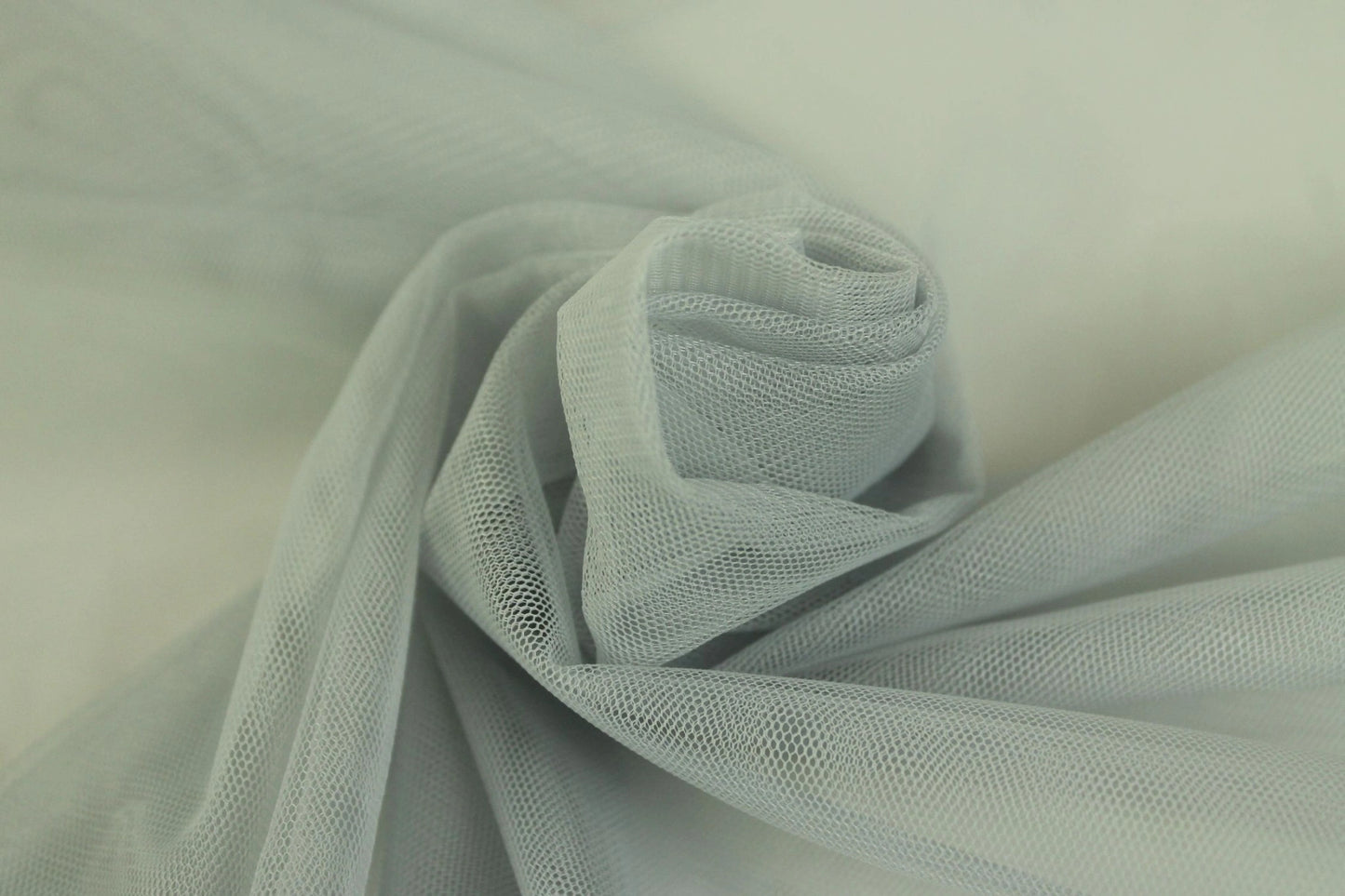 Tule zacht Lichtgrijs